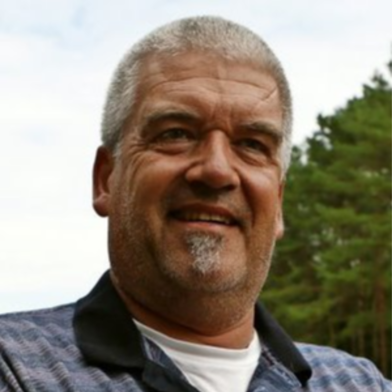  Michael Duensing